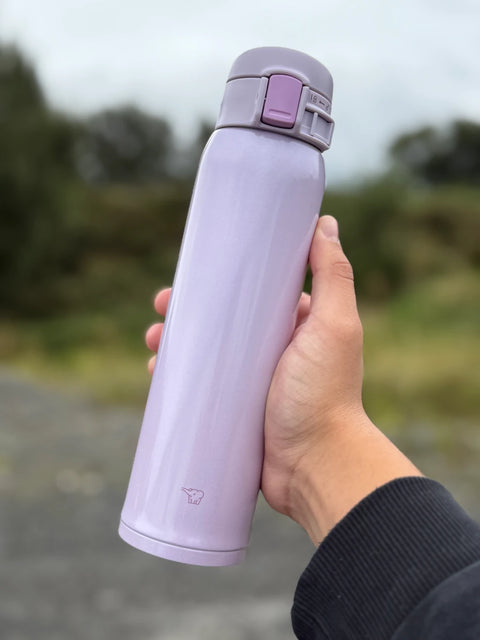 Zojirushi SM-SR60 Light Pink travel mug 600 ml, vacuum insulated stainless steel thermos bottle for hot and cold drinks, outdoor photo in Ireland.